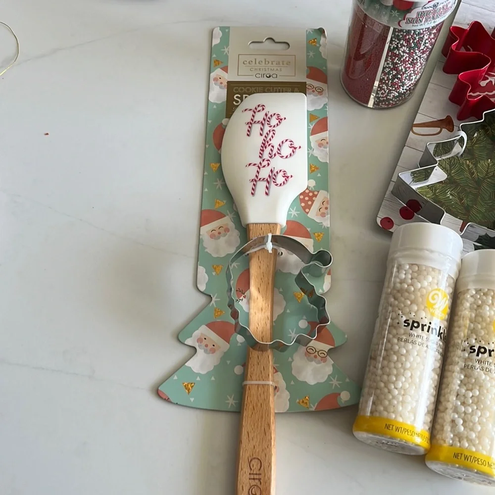Holiday Cookie Decorating Kit